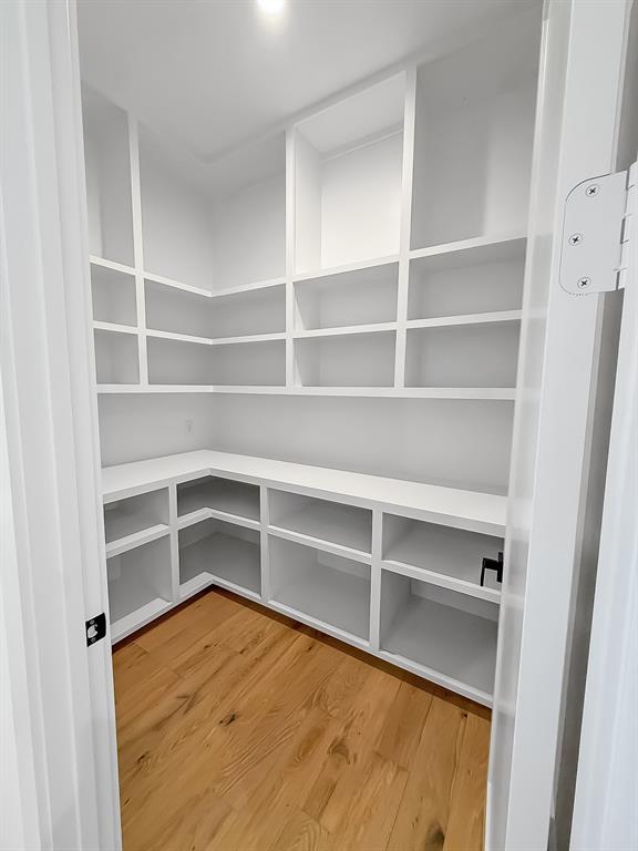 WALNUT HILL ESTATES - Residential