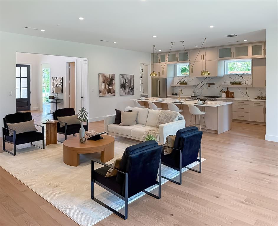 WALNUT HILL ESTATES - Residential