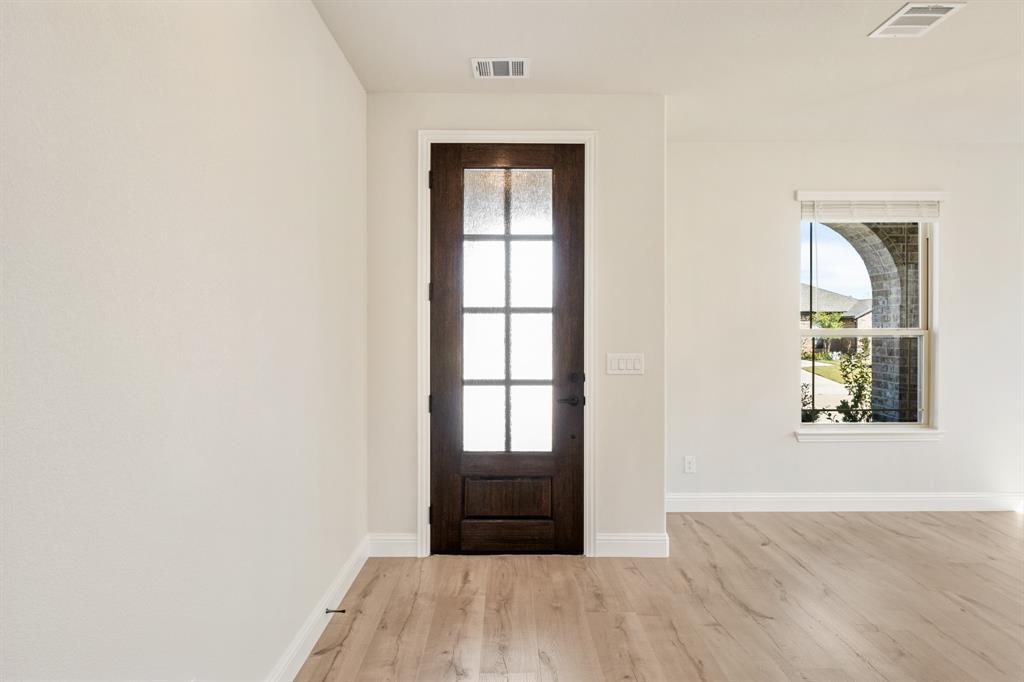 3042 Duck Heights Avenue