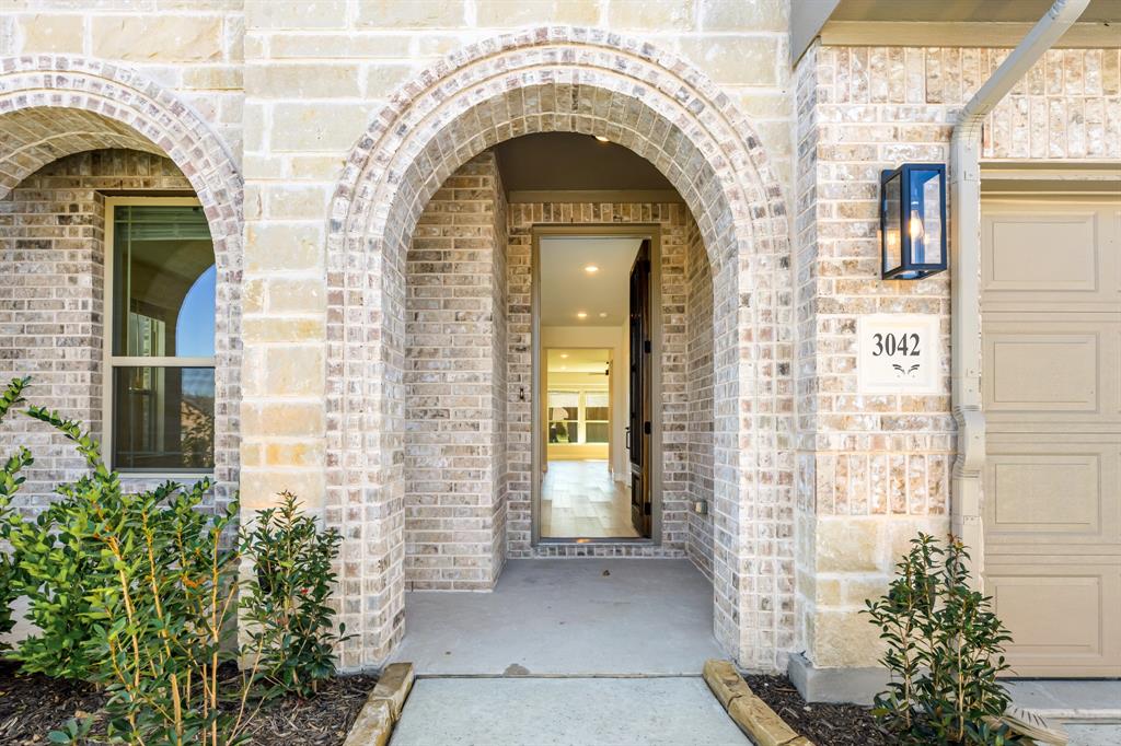 3042 Duck Heights Avenue