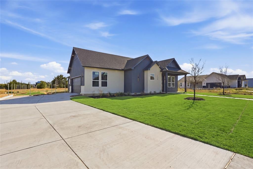 1126 Gannon Lane