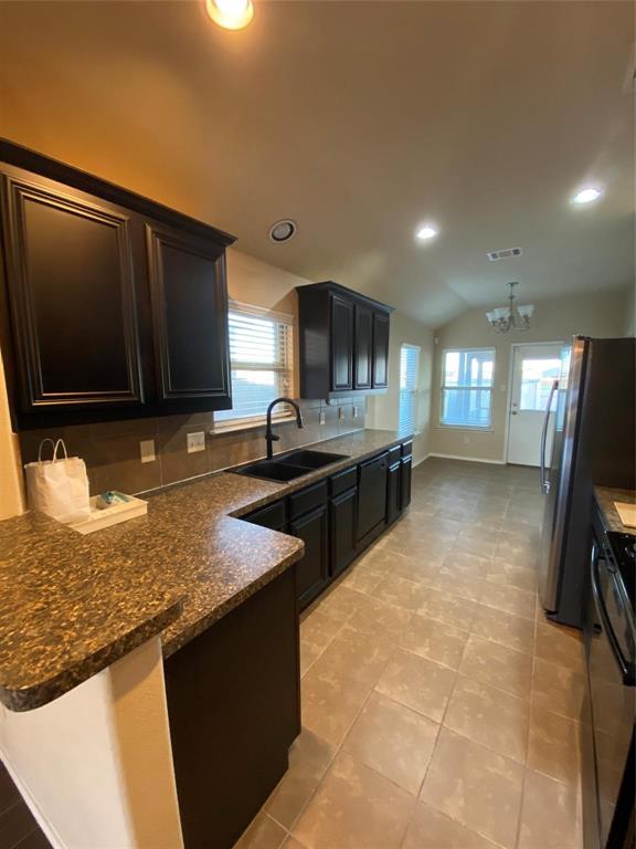 1712 River Oak Lane