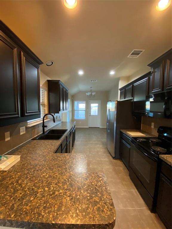 1712 River Oak Lane
