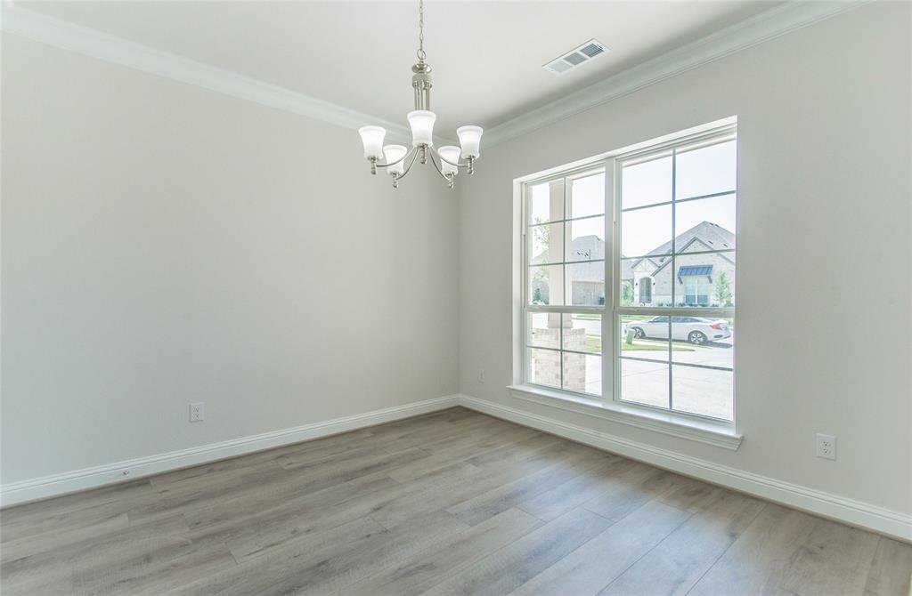 1010 Hunters Creek Drive