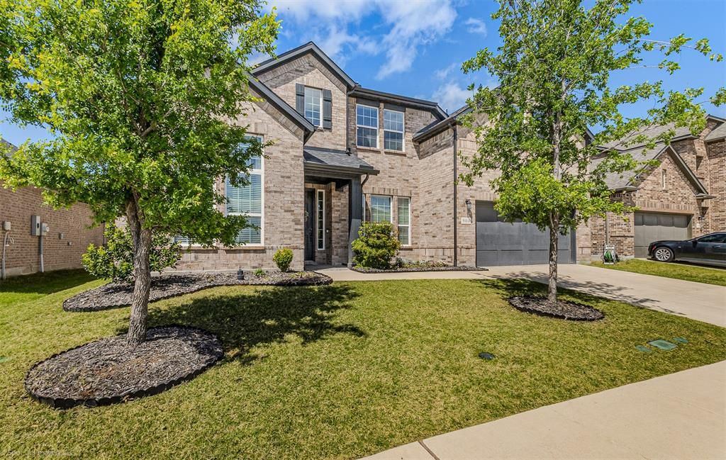 Photo of 904 Vineyard Way, Forney, TX 75126 (MLS # 21240562)