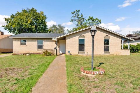 A home in Duncanville