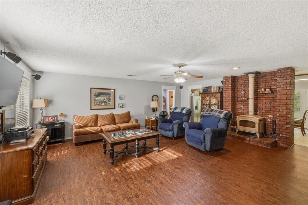 10203 Crestview Drive