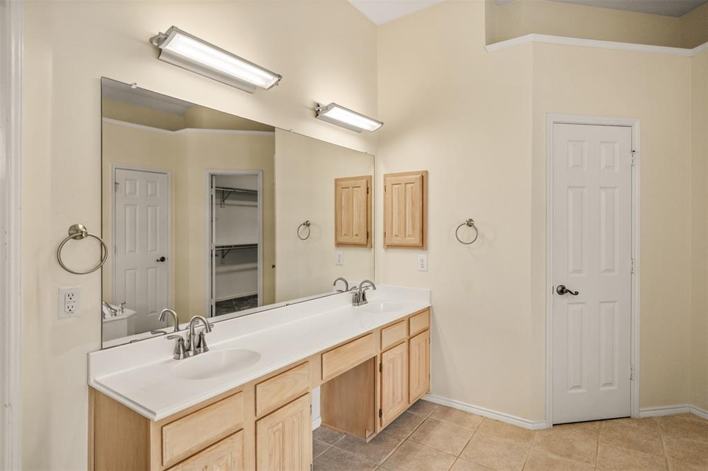 Hillcrest Shores II - Residential Lease