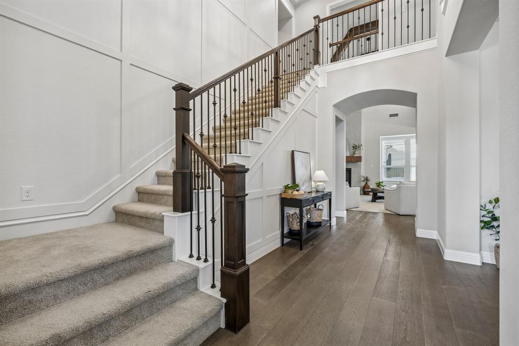 1104 Highpoint Way
