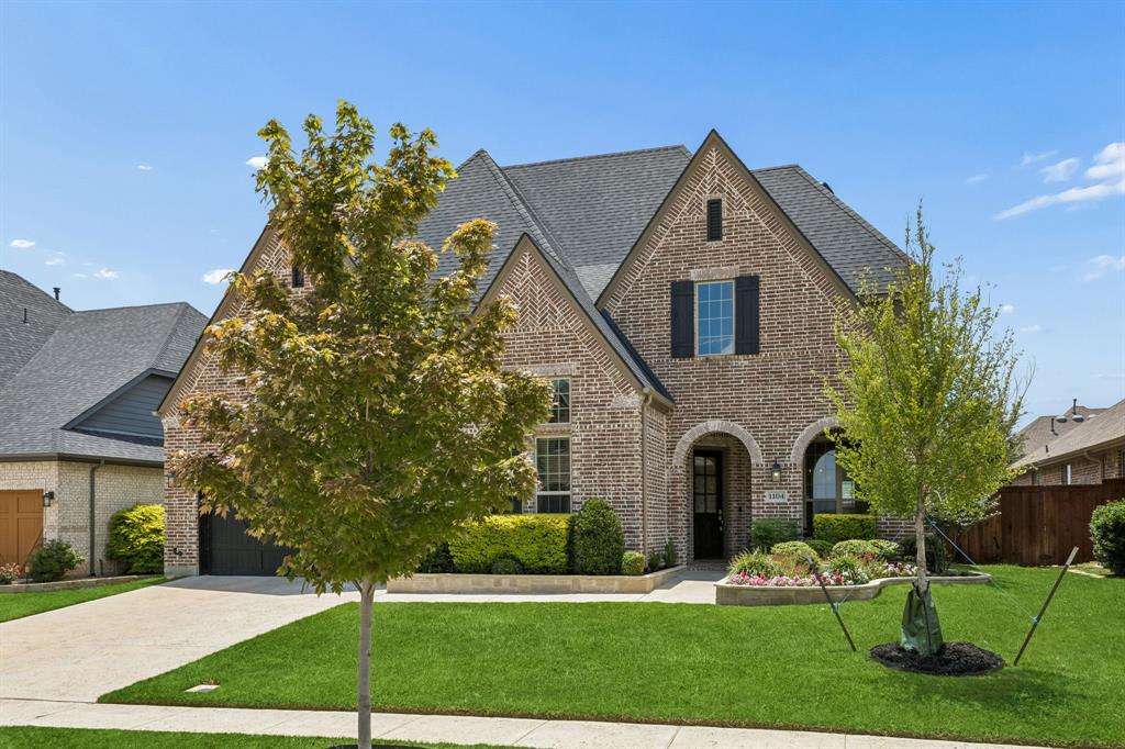 1104 Highpoint Way