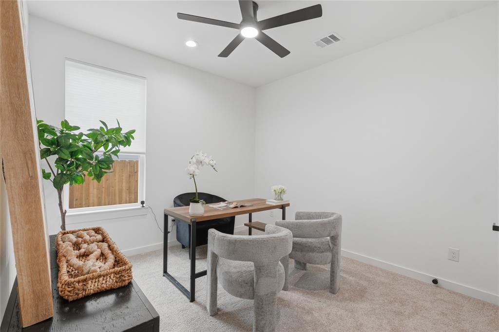 E A GRACEY EST - Residential