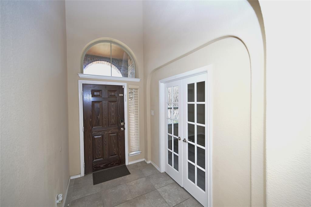 5021 Splitrock Drive