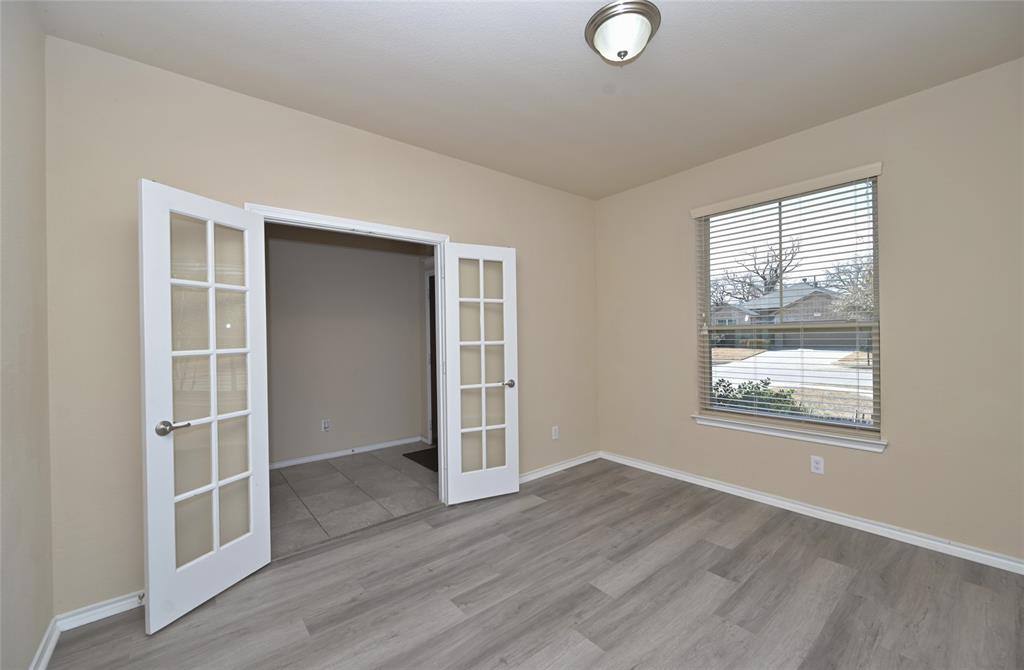 5021 Splitrock Drive