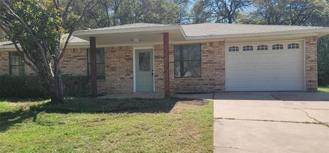 1701 Saddle Road Granbury TX 76049