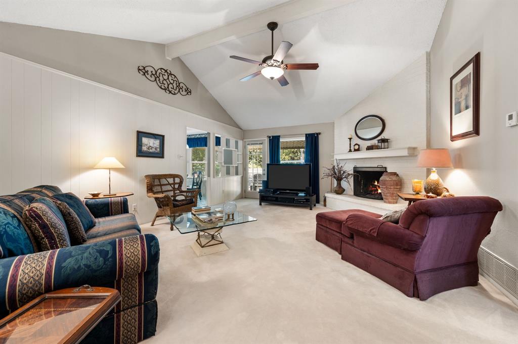 1704 Indian Oaks Court