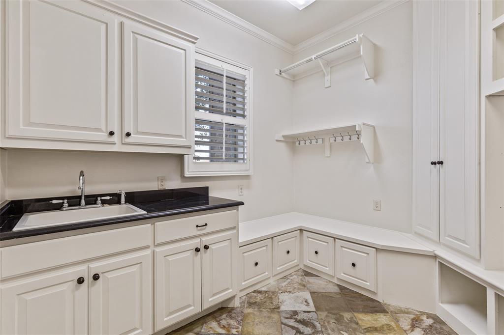 Frenchtown Manor - Residential