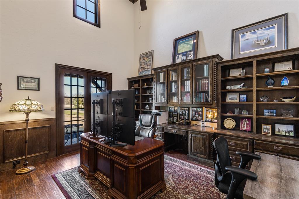 Frenchtown Manor - Residential