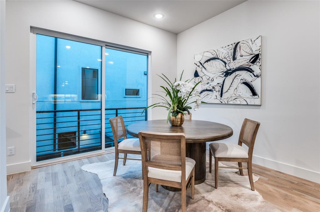 2906 Hawthorne Avenue 101