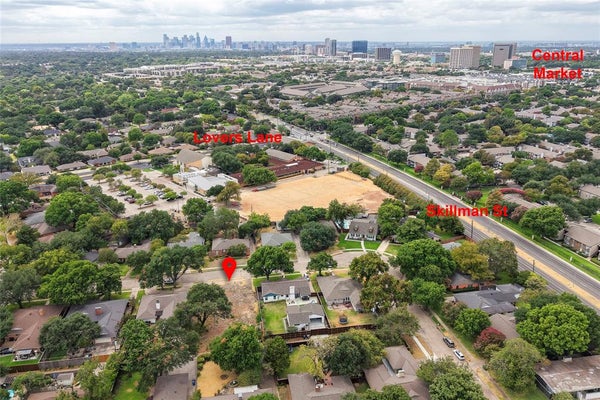 6115 TOWN HILL LN, DALLAS, TX 75214 - Image 308aa4de8a2f25f084e1e2768c308567/1928356524