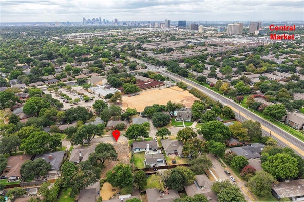 6115 TOWN HILL LN, DALLAS, TX 75214 - Image 308aa4de8a2f25f084e1e2768c308567/699202552