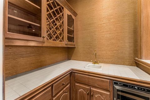 Tiny photo for 3901 Hanover Street, University Park, TX 75225 (MLS # 21012426)