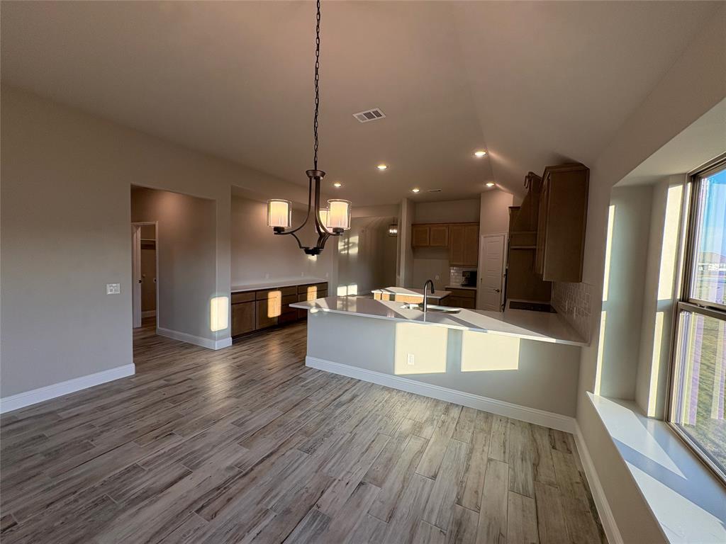 Regatta Oaks - Residential