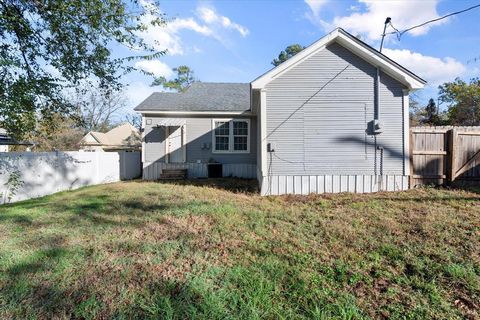 A home in Teague