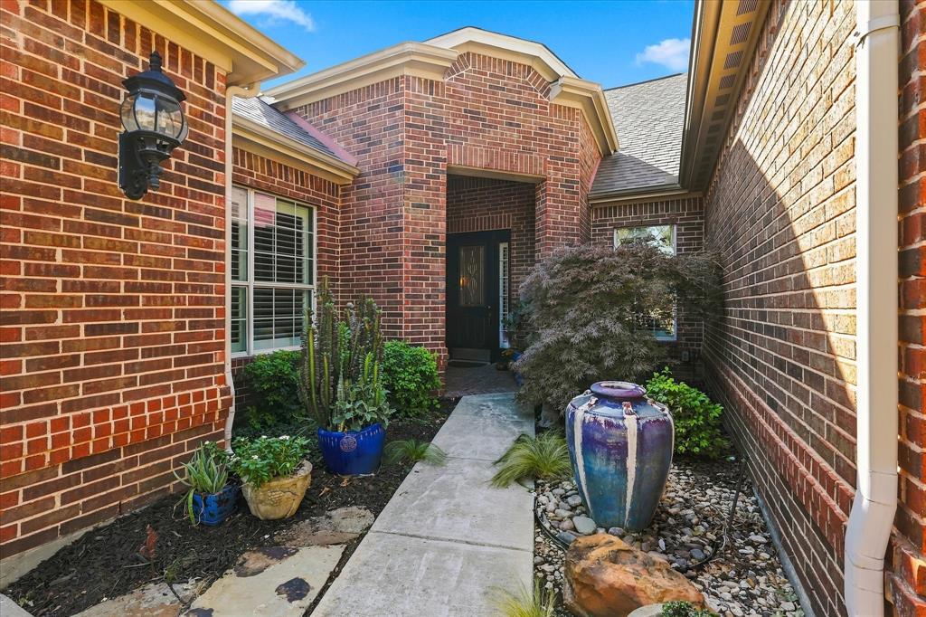 7165 Bay Hill Drive