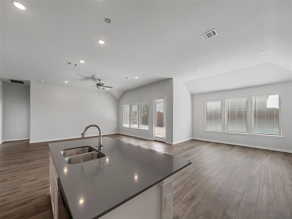 Tinsley Meadows - Residential Lease