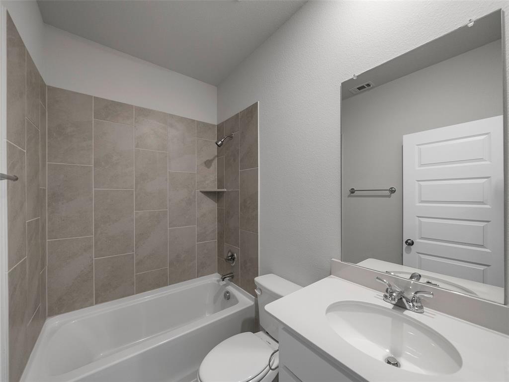 Tinsley Meadows - Residential Lease