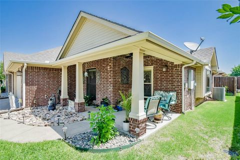 A home in Granbury