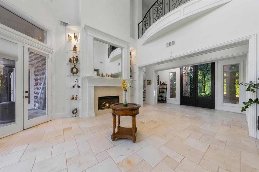 River Oaks Estates - Residential