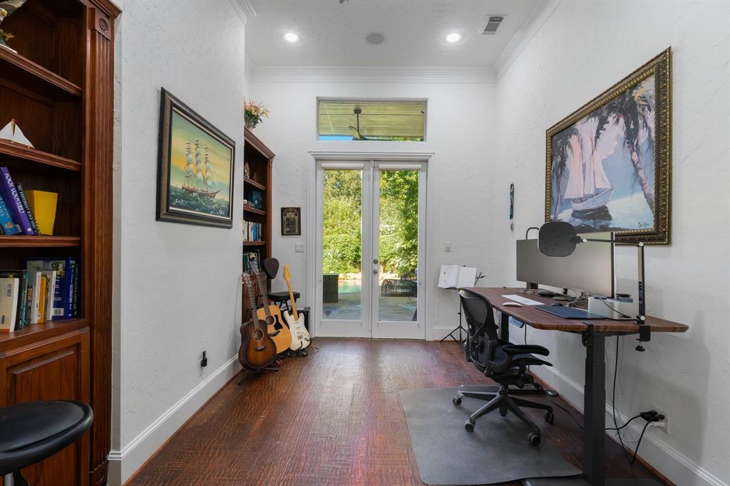 River Oaks Estates - Residential