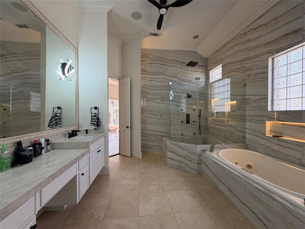 River Oaks Estates - Residential