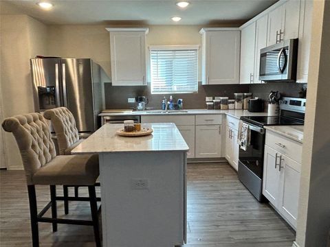 Tiny photo for 10109 Wyseby Road, Fort Worth, TX 76036 (MLS # 21210377)