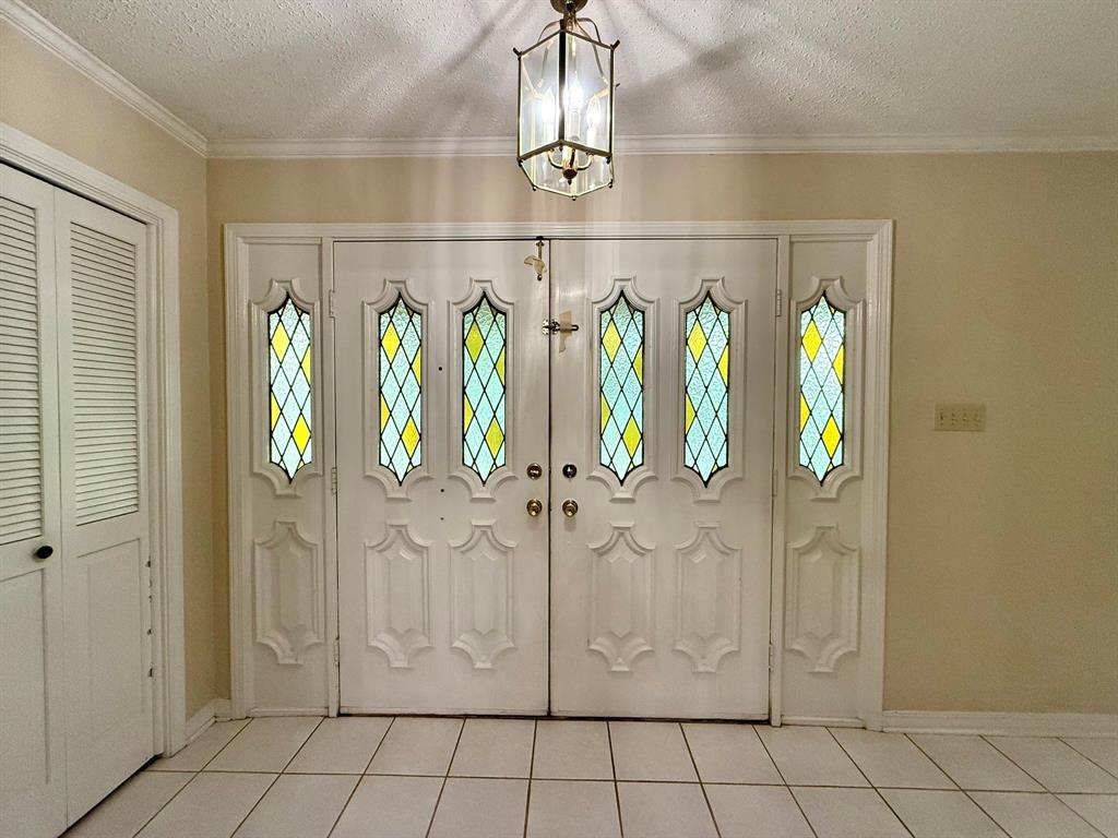 10001 Willowwick Court