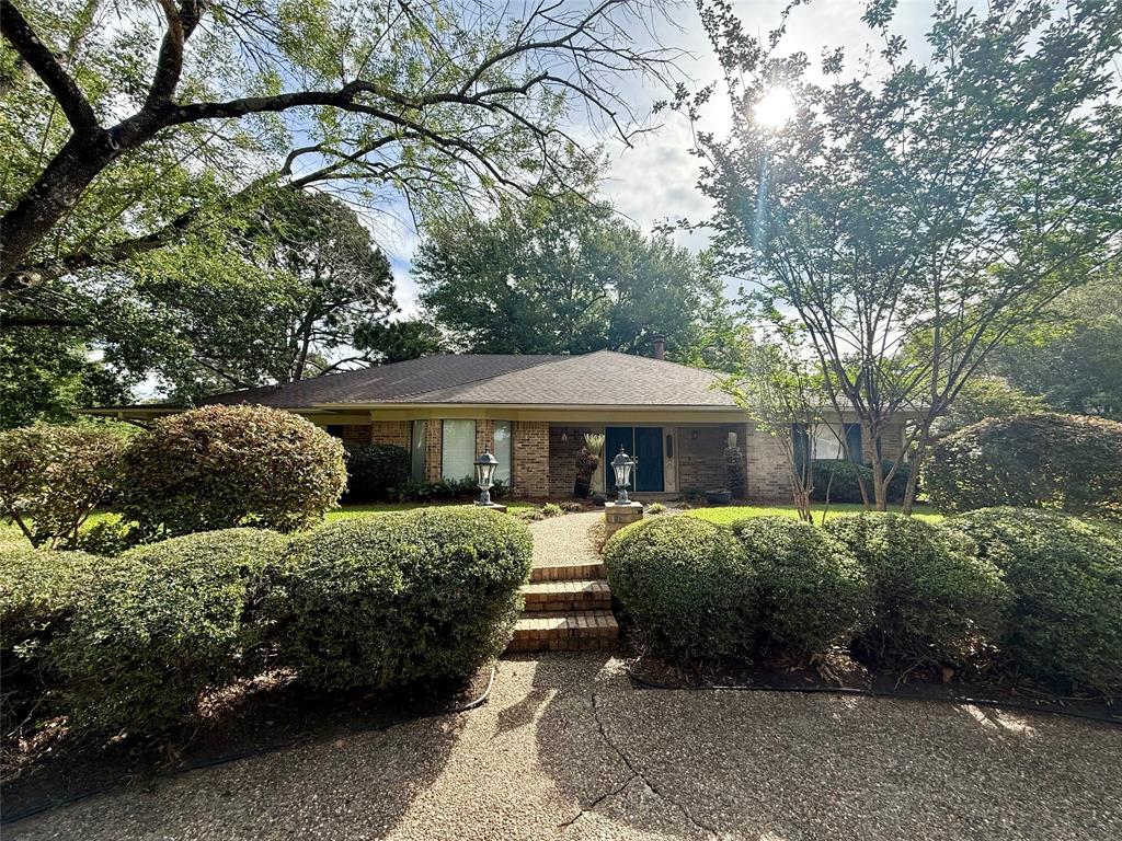 10001 Willowwick Court