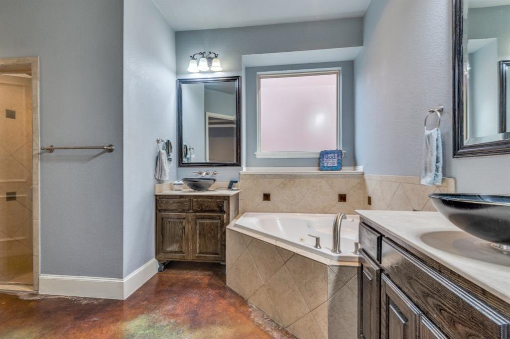 Crestwood Hollow - Residential