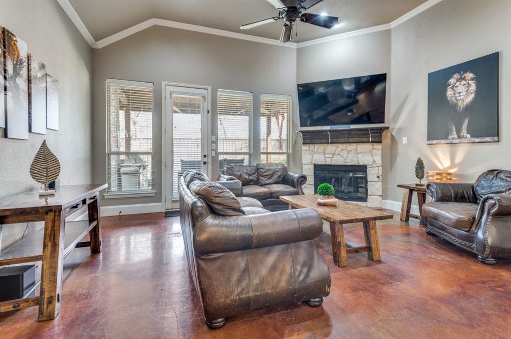 Crestwood Hollow - Residential