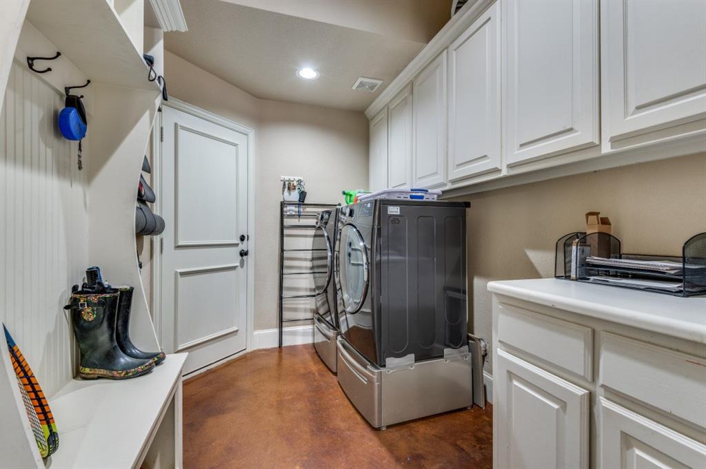 Crestwood Hollow - Residential