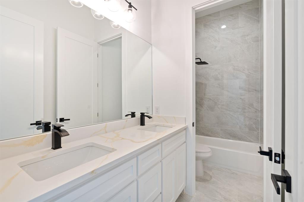 Matthews Farms Add Ph Two - Residential