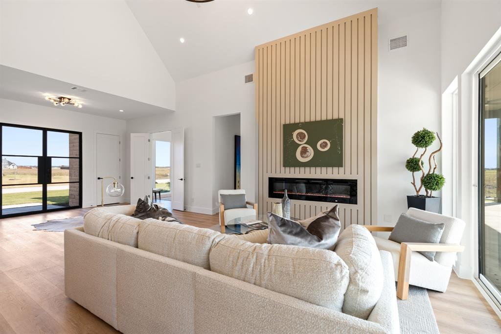 Matthews Farms Add Ph Two - Residential