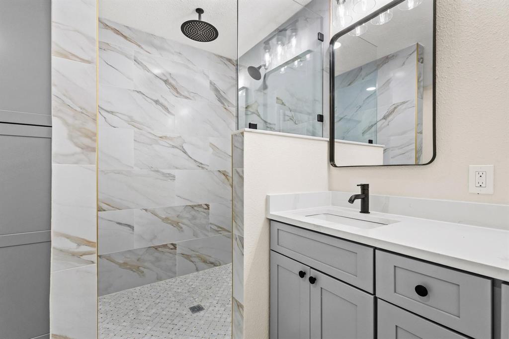 Collins L M & C C 1st Add - Residential