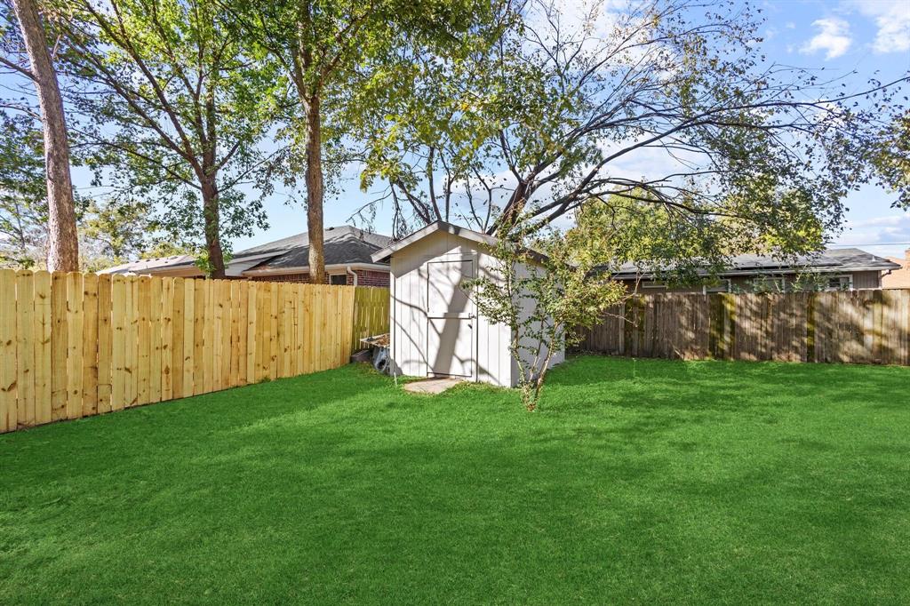 Collins L M & C C 1st Add - Residential