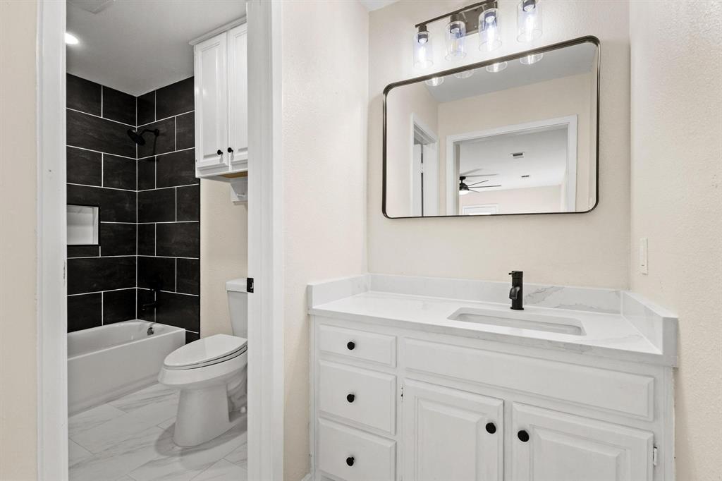 Collins L M & C C 1st Add - Residential