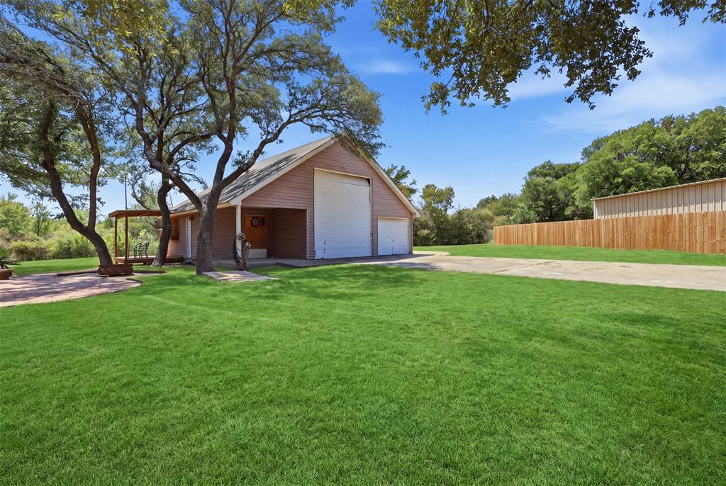 128 Oakwood Court