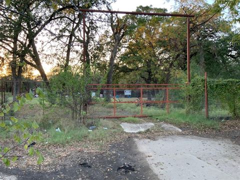 6706 Elam Road Dallas TX 75217