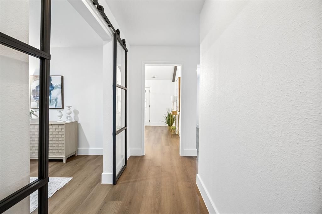 2524 Glen Lea Drive