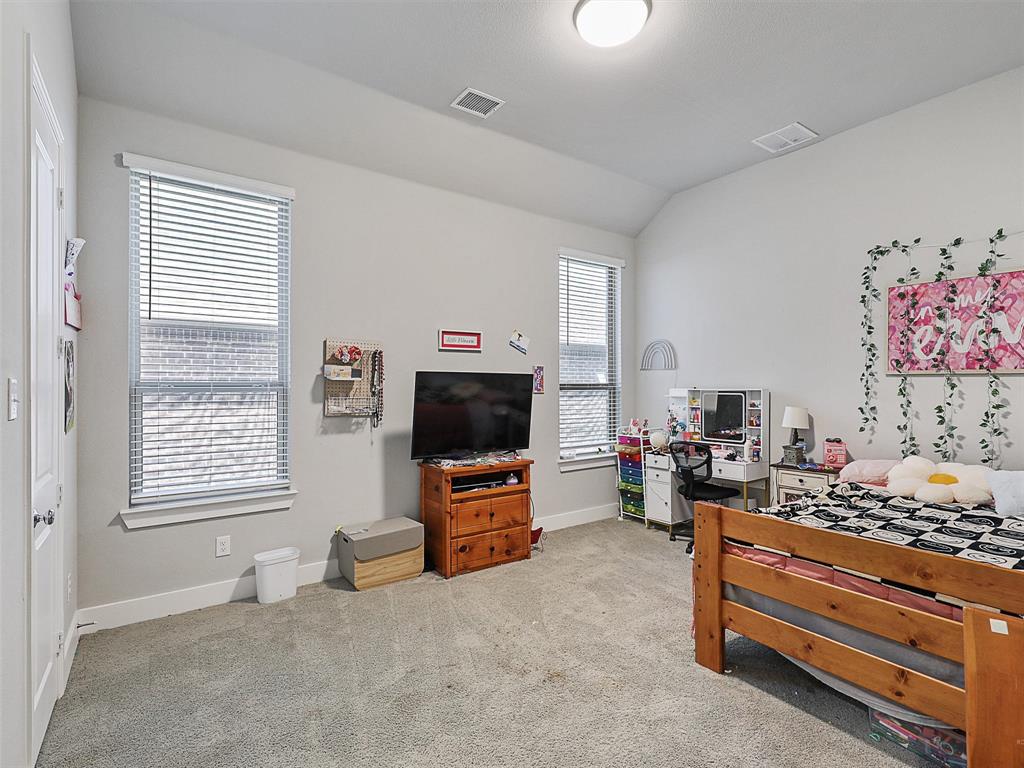 Gateway Village - The Reserve - Residential