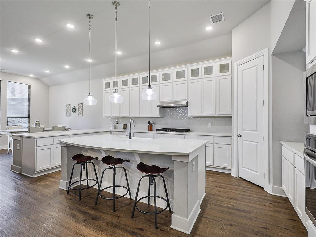 Gateway Village - The Reserve - Residential